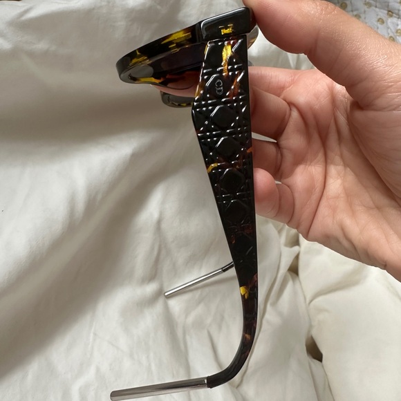 Christian Dior Women Sunglasses - Picture 4 of 4